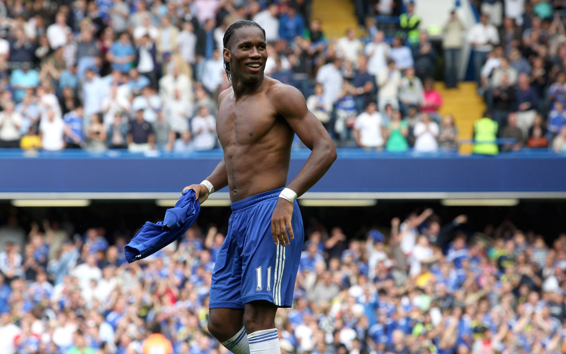 联赛转播：高清、沉浸式观看体验的提升，沉浸式看展